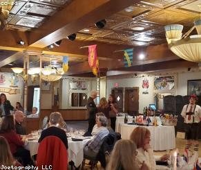 Restaurant inside showcase 3